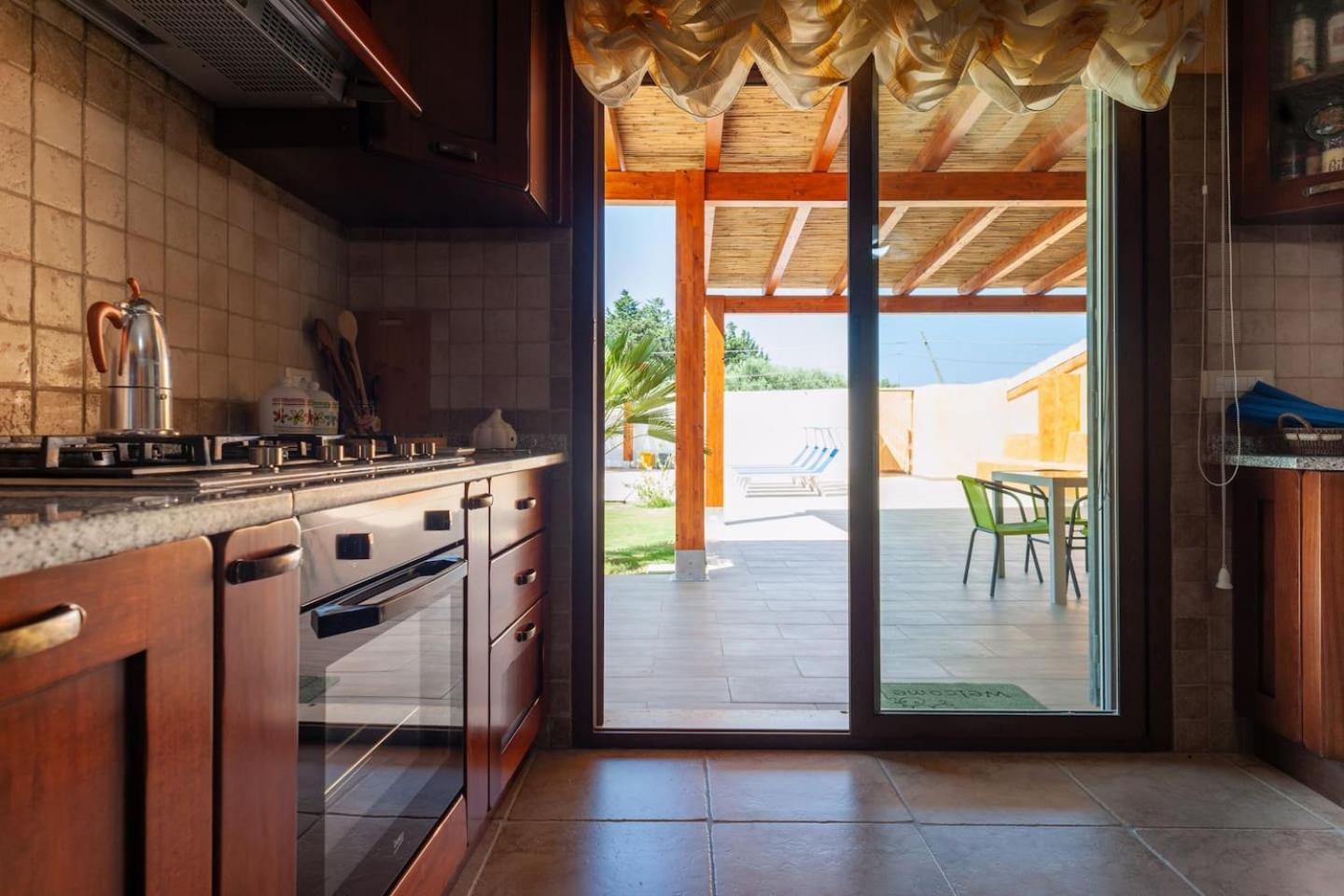 Villa Chloe Capitana Exterior photo